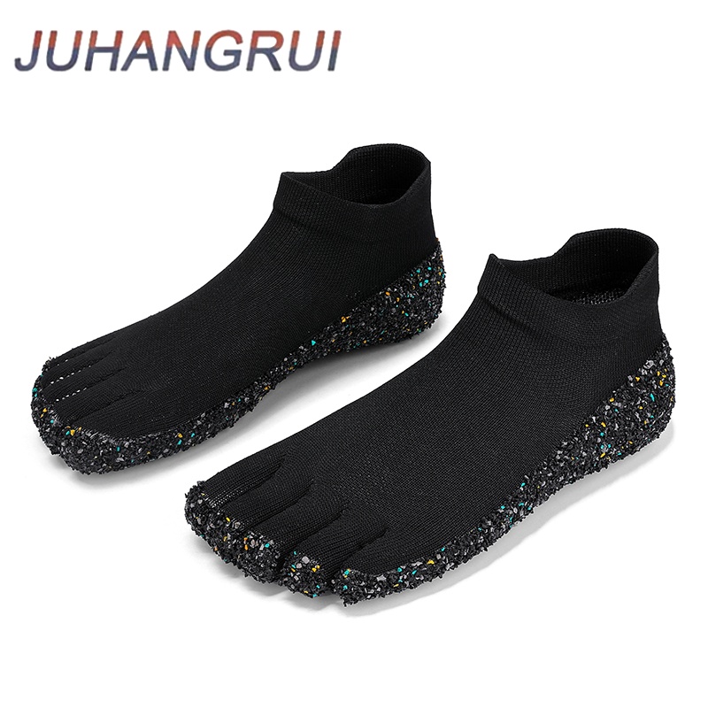 حذاء رياضي خفيف الوزن بخمسة أص - مراجعة Aquatic Sports Shoes وسعره